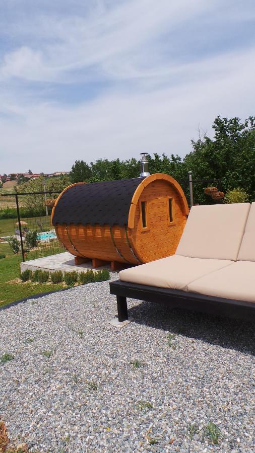 Sotto La Vigna Charm Stay Adults Only Vacation Suite Montegrosso d'Asti ภายนอก รูปภาพ