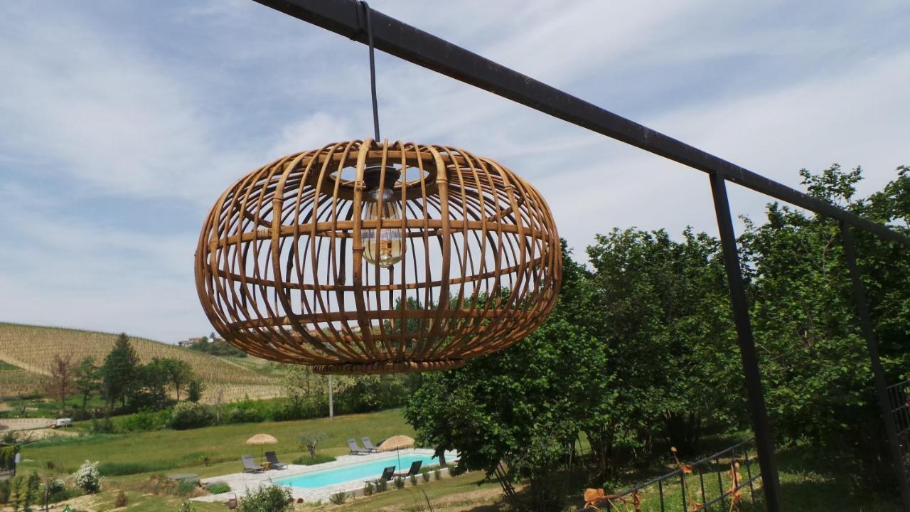 Sotto La Vigna Charm Stay Adults Only Vacation Suite Montegrosso d'Asti ภายนอก รูปภาพ